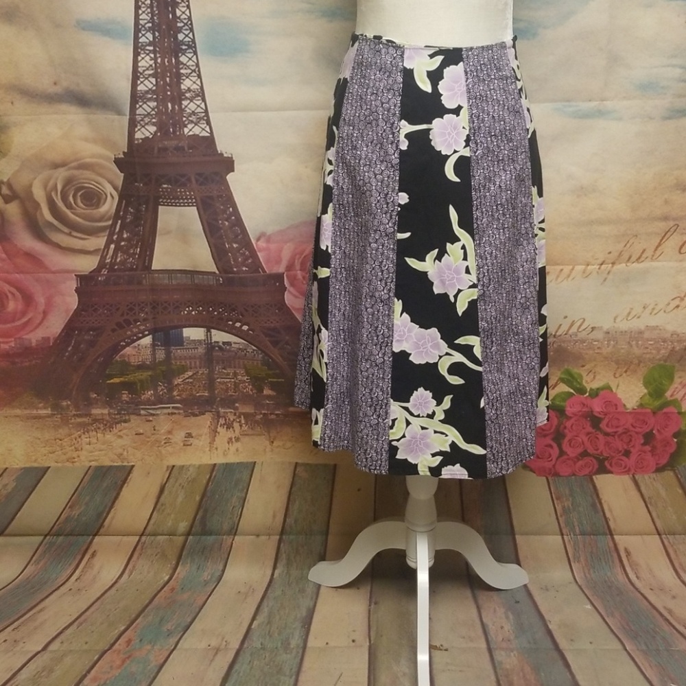 Valerie stevens casual floral skirt